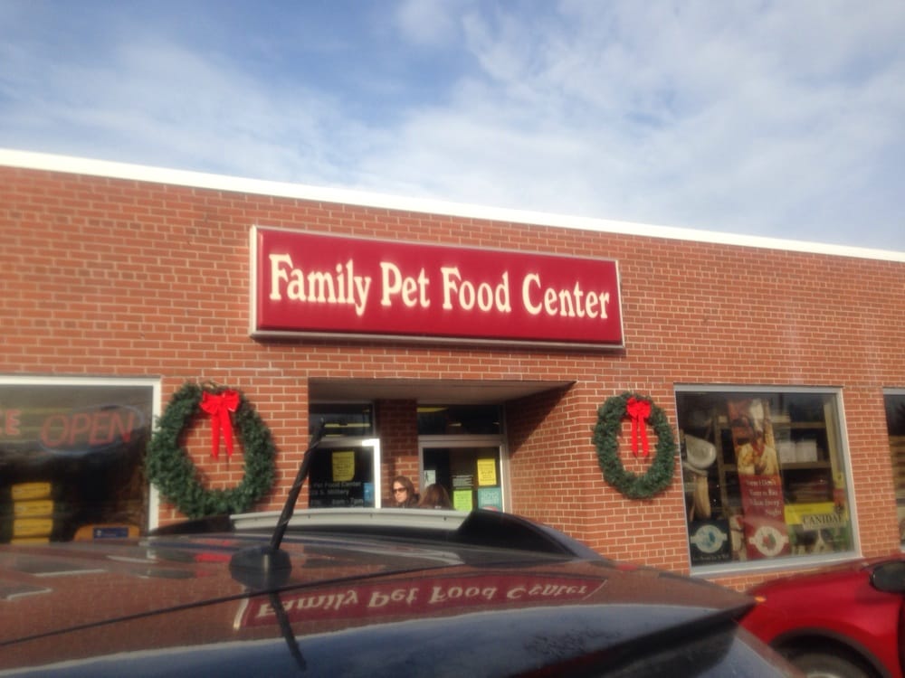 FAMILY PET FOOD CENTER Updated August 2024 10 Reviews 1228 S