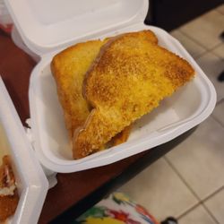 Cafe 2470 - Buttered toast
