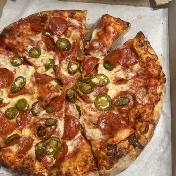 Downey Pizza Company - How does the manager think this is ok!? - Pizza Near Me - Downey, California