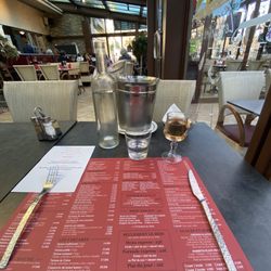 Le Cintra - Le menu and rose