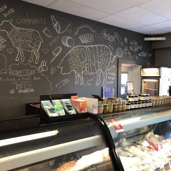 D'Arcy's Meat Market - a variety of meats on display - Meat Shops Near Me - Saint Albert, Alberta D'Arcy's Meat Market - a variety of meats on display - Meat Shops Near Me - Saint Albert, Alberta