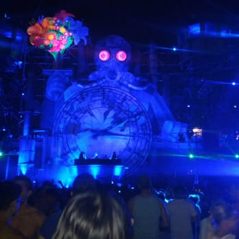 Electric Daisy Carnival - Basscon! Bass is so heavy here. - Festivals Near Me - Clark, Nevada Electric Daisy Carnival - Basscon! Bass is so heavy here. - Festivals Near Me - Clark, Nevada