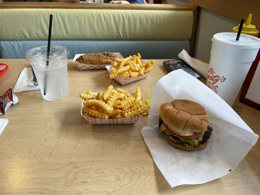 Frosty’s Griddle and Shake by null