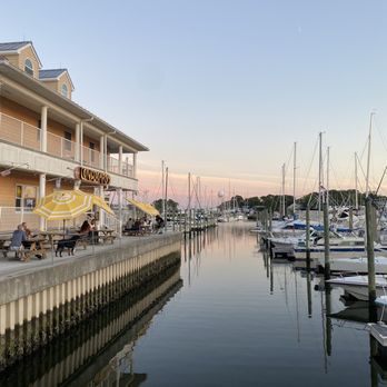 Longboards East Beach - Dinner with a view. Longboards front entrance. - Seafood Near Me - Norfolk, Virginia Longboards East Beach - Dinner with a view. Longboards front entrance. - Seafood Near Me - Norfolk, Virginia
