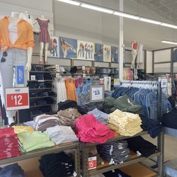 Old Navy Outlet - Clothes