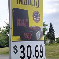 B N S Smoke Shop