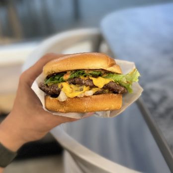 BurgerFi - BurgerFi cheeseburger - Burgers Near Me - Pompano Beach, Florida BurgerFi - BurgerFi cheeseburger - Burgers Near Me - Pompano Beach, Florida