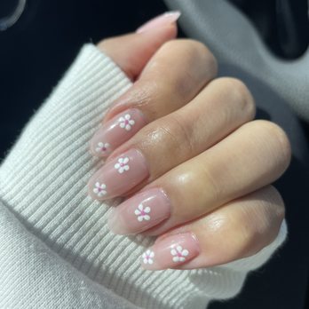 M Nail Bar - Nail Salons Near Me - Villa Park, California