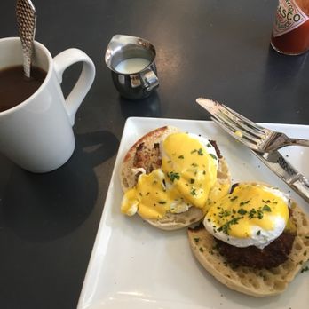 Finch - Wine Bars Near Me - Boston, Massachusetts