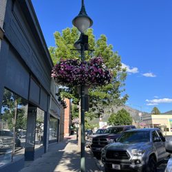 Sportsman's Bar and Grill - Outside