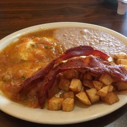 Huevos rancheros with bacon Huevos rancheros with bacon