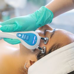 Beautiful You Skincare Academy - BT Sculpting Facial