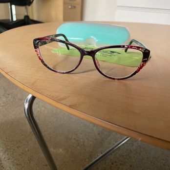 Eyedeal Care Optometry - My glasses - Optometrists Near Me - Van Nuys, California Eyedeal Care Optometry - My glasses - Optometrists Near Me - Van Nuys, California