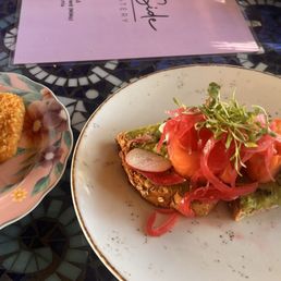 Salmon avocado toast, hash browns