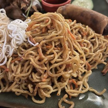 Guiltea Cravings - Garlic noodles with spring roll. - Coffee & Tea Near Me - San Diego, California