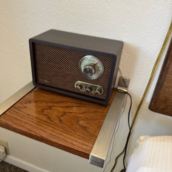 Roadrunner Lodge Motel - They have their own radio station!!!! - Hotels Near Me - Tucumcari, New Mexico Roadrunner Lodge Motel - They have their own radio station!!!! - Hotels Near Me - Tucumcari, New Mexico