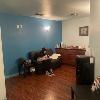 PetCare Veterinary Clinic - More of PetCare's end of life/grieving room. - Veterinarians Near Me - Roseville, California PetCare Veterinary Clinic - More of PetCare's end of life/grieving room. - Veterinarians Near Me - Roseville, California