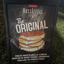 MozzArepas - Sign