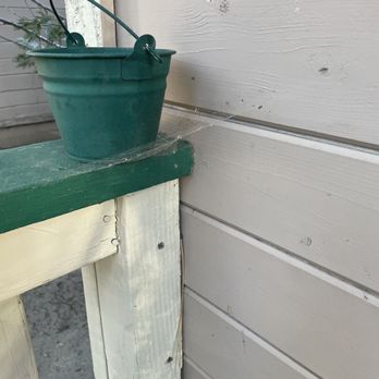 Sleepy Forest Cottages - More cobwebs on porch - Resorts Near Me - Big Bear Lake, California Sleepy Forest Cottages - More cobwebs on porch - Resorts Near Me - Big Bear Lake, California