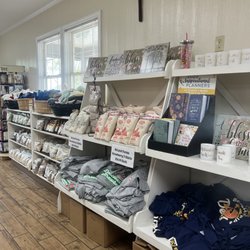 McLeod Farms FM - The store