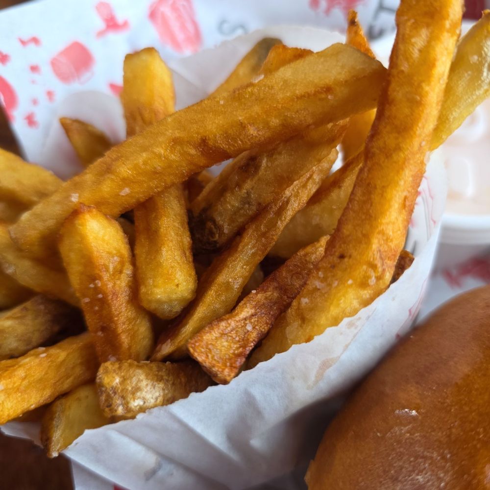 Fry the Coop - Elmhurst - Fresh cut fries - American Near Me - Elmhurst, Illinois Fry the Coop - Elmhurst - Fresh cut fries - American Near Me - Elmhurst, Illinois