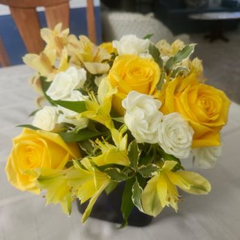 Crystal Springs Florist - Florists Near Me - Benton Harbor, Michigan Crystal Springs Florist - Florists Near Me - Benton Harbor, Michigan