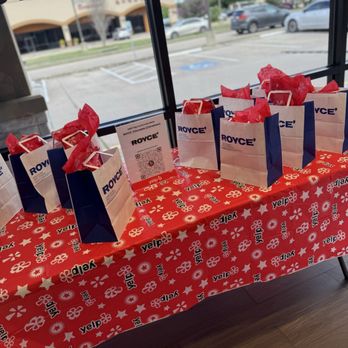 HAPI Community Week: ROYCE' Chocolate - Yelp Events Near Me - Houston, Texas HAPI Community Week: ROYCE' Chocolate - Yelp Events Near Me - Houston, Texas