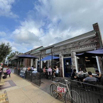 Half & Half - Breakfast & Brunch Near Me - St. Louis, Missouri