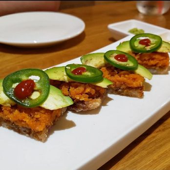 Momo Sushi - Crispy Rice Spicy Tuna - Sushi Bars Near Me - Riverside, California