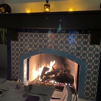 Te Deseo - Fireplace - Cocktail Bars Near Me - Dallas, Texas Te Deseo - Fireplace - Cocktail Bars Near Me - Dallas, Texas
