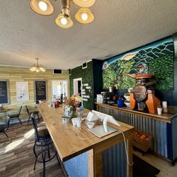 Augie's on the Bay - Cute counter and first dining room