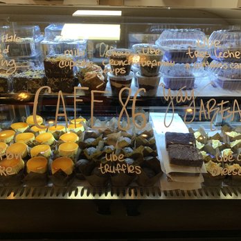 Cafe 86 - Dessert case - Desserts Near Me - Union City, California Cafe 86 - Dessert case - Desserts Near Me - Union City, California