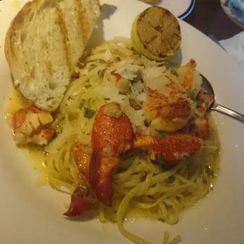 Red Lobster - Lobster scampi linguini - Seafood Near Me - San Antonio, Texas Red Lobster - Lobster scampi linguini - Seafood Near Me - San Antonio, Texas