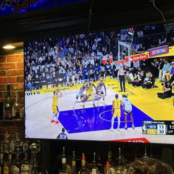 Stadium Sports & Grill - Laker game on four playoffs! - Sports Bars Near Me - Dallas, Texas Stadium Sports & Grill - Laker game on four playoffs! - Sports Bars Near Me - Dallas, Texas