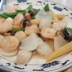 Grand Fortune Cuisine - Sautéed Shrimp & Scallops