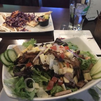 Beyond Golf Bar + Kitchen - Sports Bars Near Me - La Vista, Nebraska Beyond Golf Bar + Kitchen - Sports Bars Near Me - La Vista, Nebraska