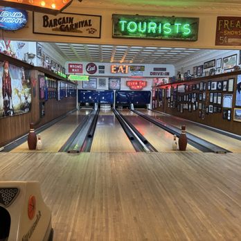 Ernie’s Tavern - The old school bowling alley. - Venues & Event Spaces Near Me - Bloomfield, Kentucky Ernie’s Tavern - The old school bowling alley. - Venues & Event Spaces Near Me - Bloomfield, Kentucky