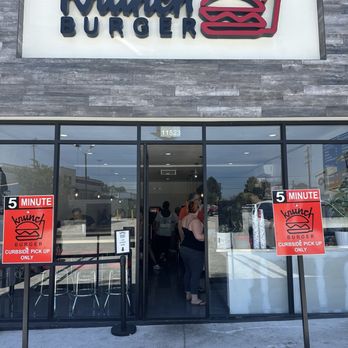 Krunch Burger - Front - Burgers Near Me - La Mirada, California Krunch Burger - Front - Burgers Near Me - La Mirada, California