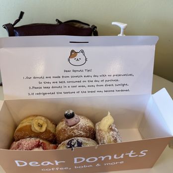Dear Donuts - Box of 6 Donuts - Donuts Near Me - St. Charles, Illinois