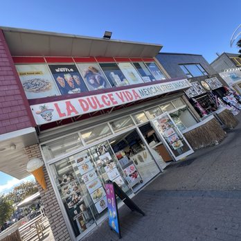 La Dulce Vida - Exterior - Ice Cream & Frozen Yogurt Near Me - Virginia Beach, Virginia
