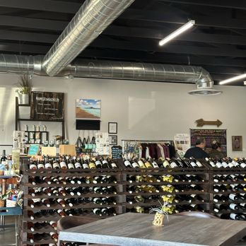 Vinya - Wine Bars Near Me - San Diego, California