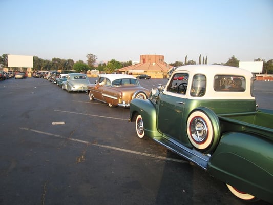 West Wind Capitol Drive-In by null