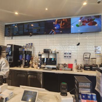 Paris Baguette - Pay area and coffee ordering station - Bakeries Near Me - Parker, Colorado Paris Baguette - Pay area and coffee ordering station - Bakeries Near Me - Parker, Colorado