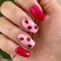 Strawberry nails Strawberry nails