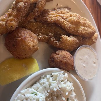 Old Mill Restaurant - Catfish, not very good - American Near Me - Pigeon Forge, Tennessee Old Mill Restaurant - Catfish, not very good - American Near Me - Pigeon Forge, Tennessee