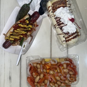 Delicious Freedom USA - Tostilocos, hotdog and banana split - Desserts Near Me - Pomona, California