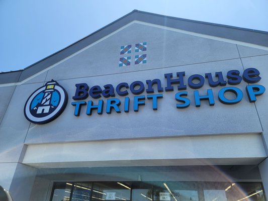Beacon House Thrift Shop - Long Beach by null