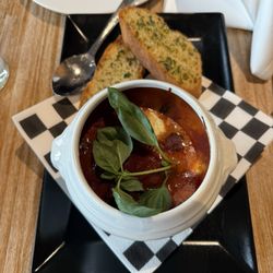 V8 Hotel Motorworld Region Stuttgart - Meatballs