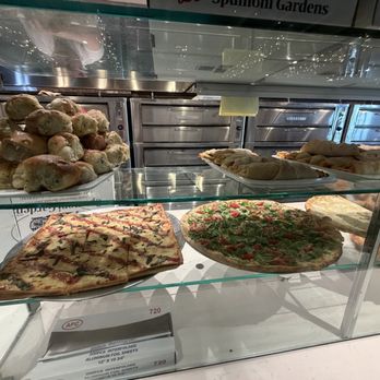 L&B Spumoni Gardens - Pizza pies - Pizza Near Me - Brooklyn, New York L&B Spumoni Gardens - Pizza pies - Pizza Near Me - Brooklyn, New York