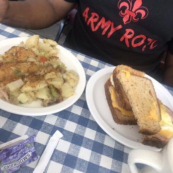 Nick's Diner - Ham egg and cheese with home fries - Diners Near Me - Wheaton, Maryland